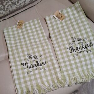 Green Gingham Thankful Kitchen Towels ** Tea Towels ** ?